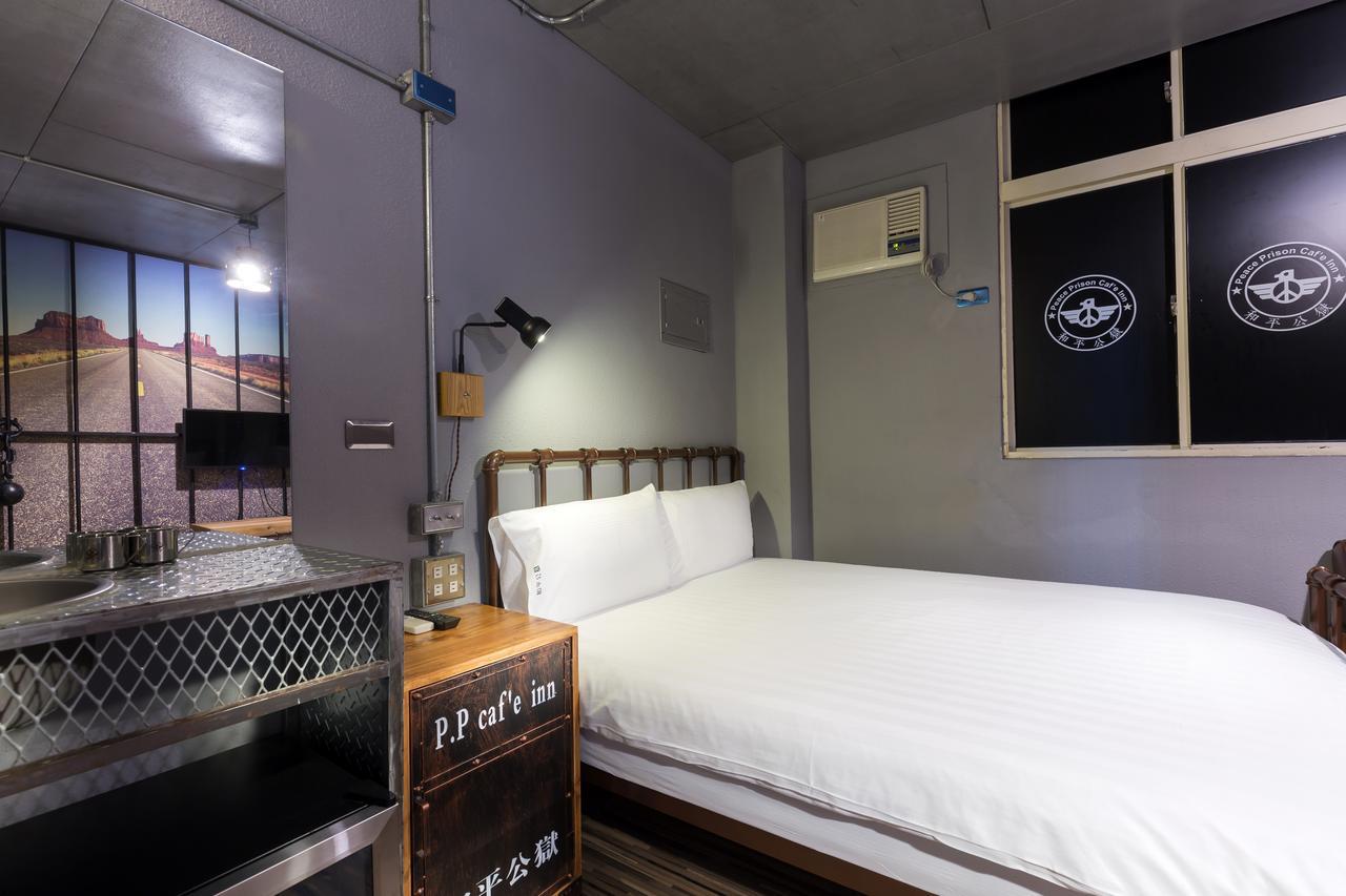 和平公獄監獄文旅 近東大門夜市 Peace Prison Cafe Inn Хуалянь Екстер'єр фото