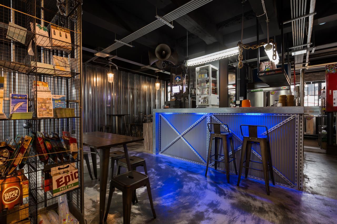 和平公獄監獄文旅 近東大門夜市 Peace Prison Cafe Inn Хуалянь Екстер'єр фото