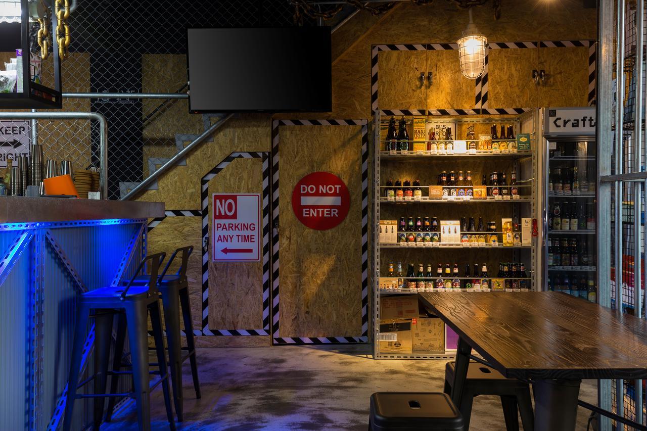 和平公獄監獄文旅 近東大門夜市 Peace Prison Cafe Inn Хуалянь Екстер'єр фото